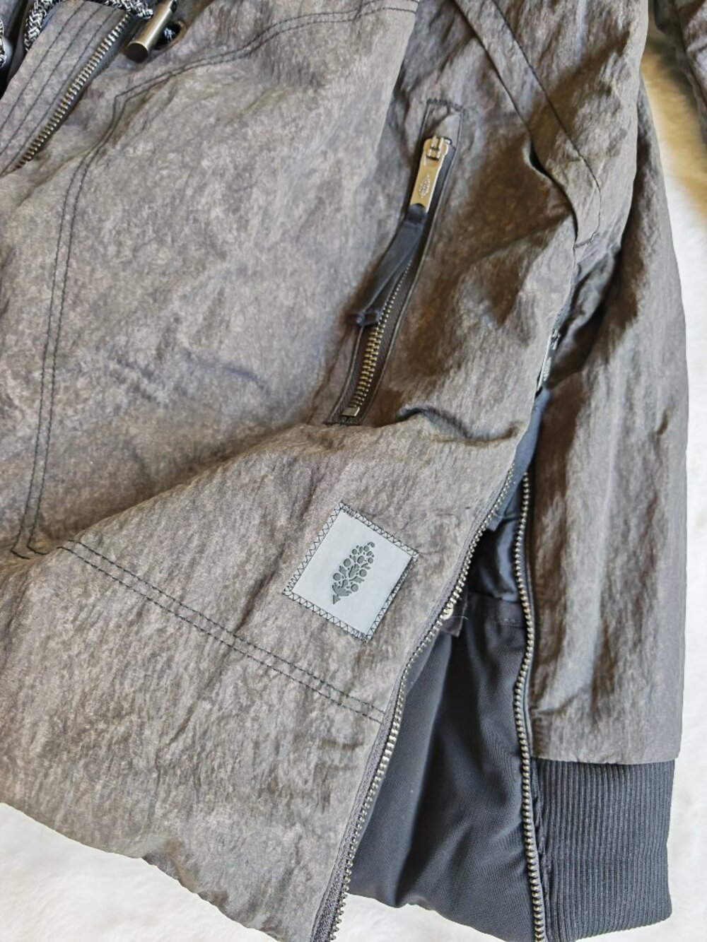 Free People Movement Trek Puffer Jacket Utility Black NWT $368 Retail - Picture 8 of 15